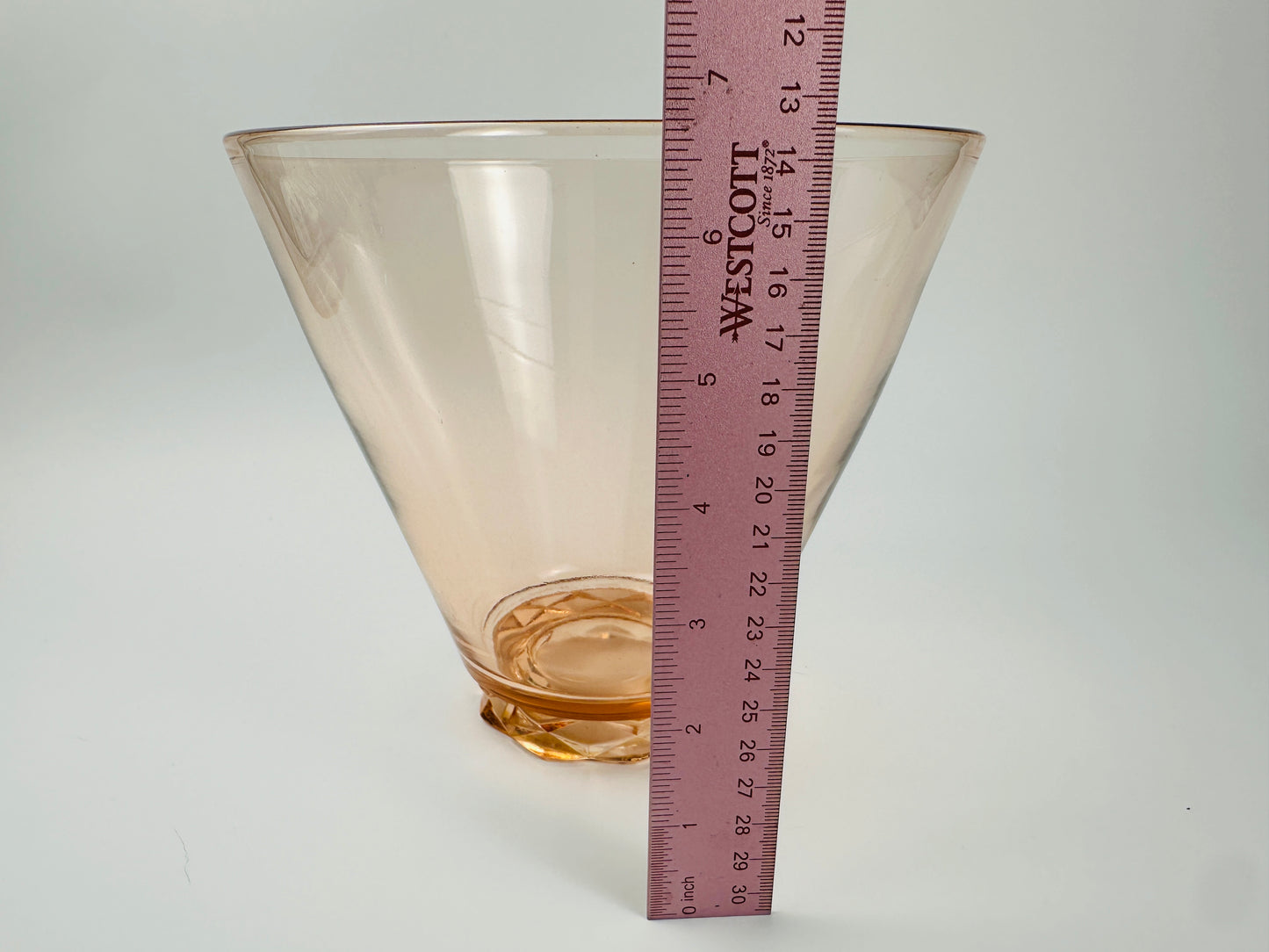 Pink V-shape Bowl