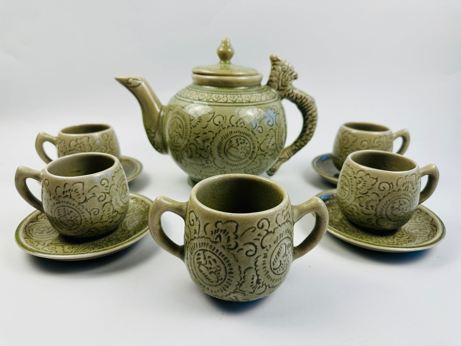 Cups, Mugs, & Pots