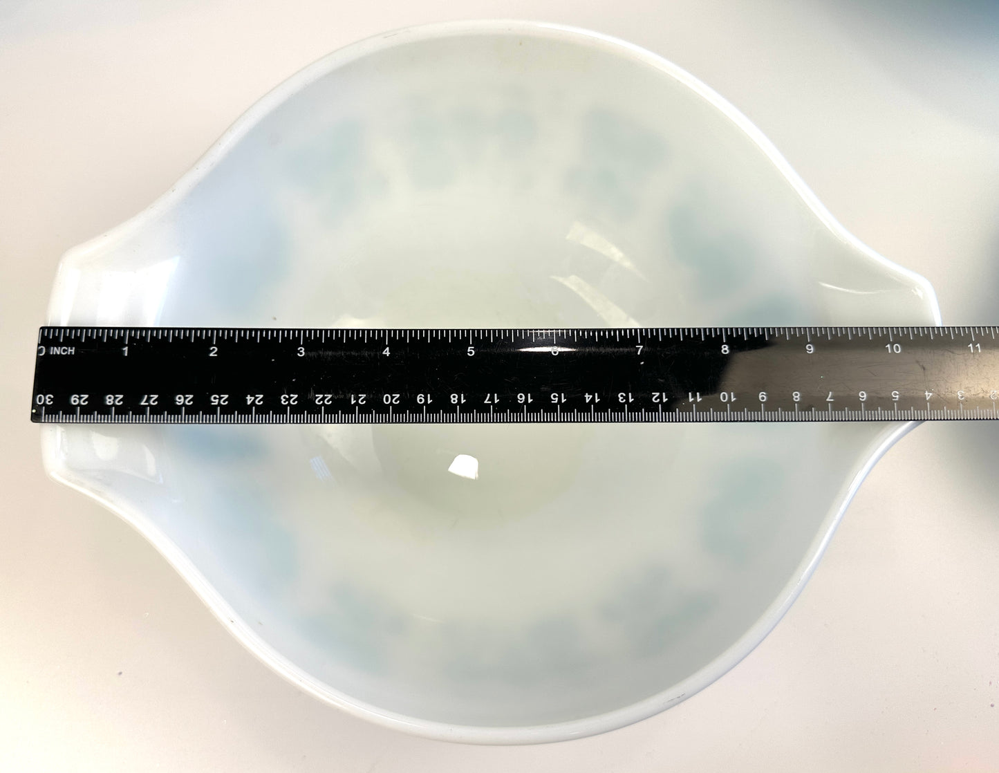 Pyrex Cinderella/Turquoise Amish Butterprint Bowl Set